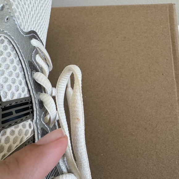 New Asics Gel-Kayano 14 Cream Black Metallic Plum Men's Size 7 - Picture 15 of 16